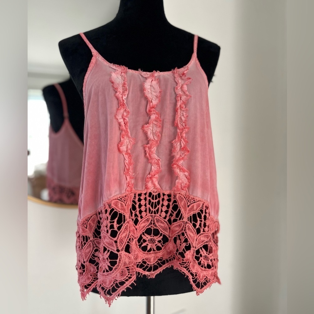 NWOT Vintage Havana Pink Ruffle, Lace cami tie-back Tank Top Size Oversize Small